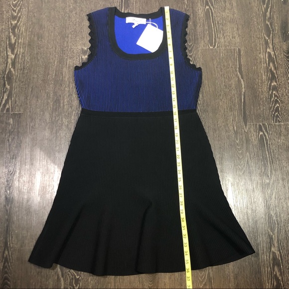 Diane Von Furstenberg Adi Dress - Picture 9 of 12